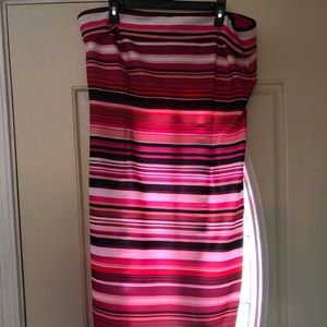 NEW YORK & COMPANY HALTER DRESS